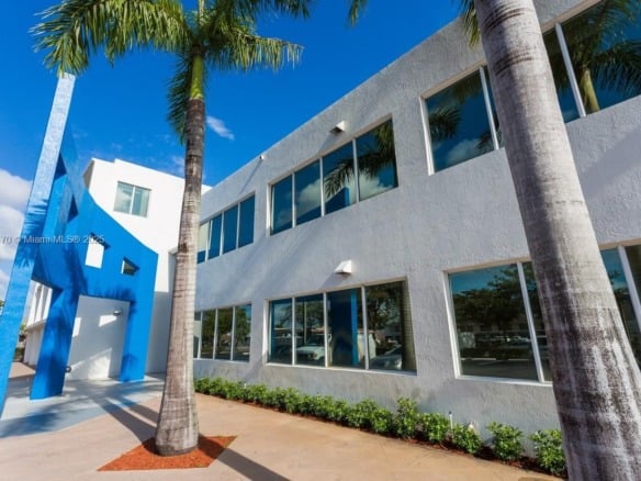 3521 W Broward Blvd # 107, Lauderhill FL 33312 — #A11817470