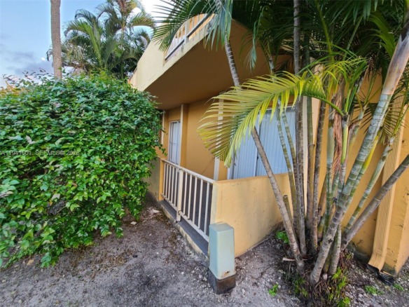 18111 NW 68th Ave # G106, Hialeah FL 33015 — #A11941601