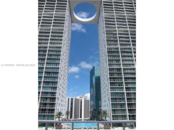 500 Brickell Ave # 2303, Miami FL 33131 — #A11929897