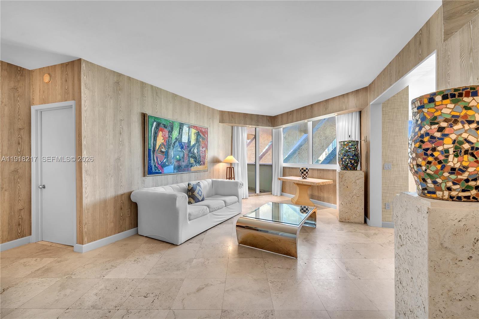 1ad5be0d-2192 300 S Pointe Dr # 906, Miami Beach FL 33139 — #A11918217