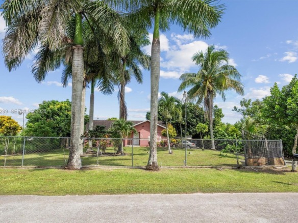 20851 SW 242nd St, Homestead FL 33031 — #A11921299
