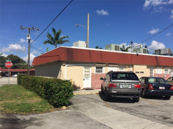 413 S Federal Hwy, Dania Beach FL 33004 — #A11942275
