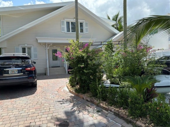 1524 Argyle Dr, Fort Lauderdale FL 33312 — #A11848224
