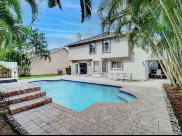12980 Blue Lake Dr, Wellington FL 33414 — #A11935926