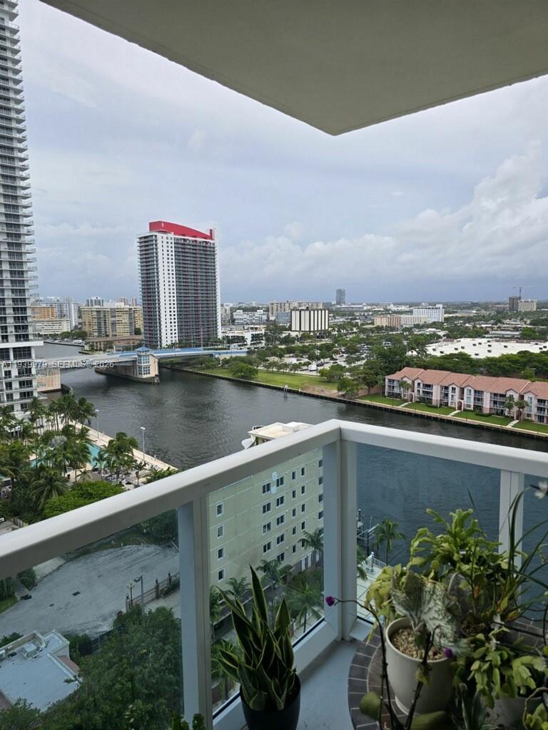 Listing #A11939979