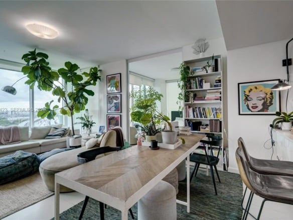 1040 Biscayne Blvd # 1606, Miami FL 33132 — #A12022423