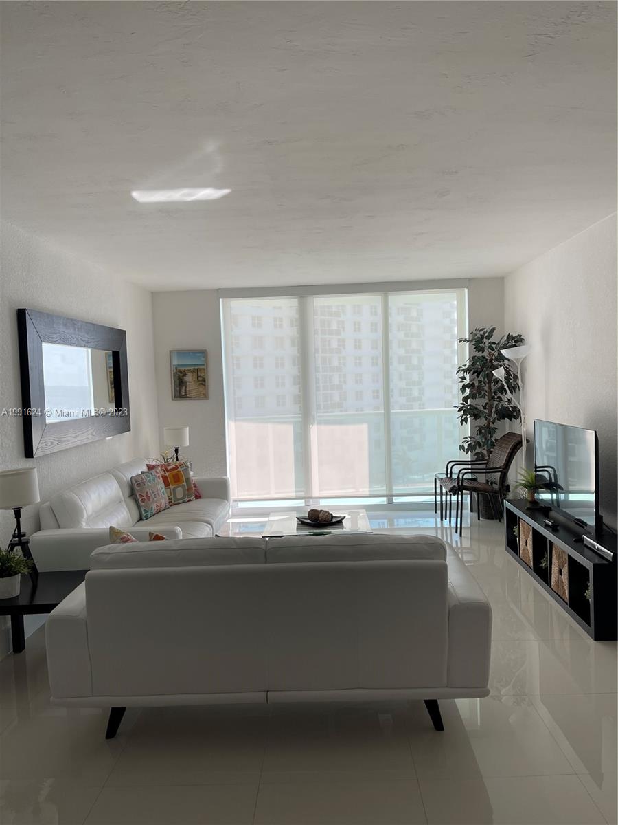 1ad5be0d-2310 3801 S OCEAN DR # 7X, Hollywood FL 33019 — #A1991624