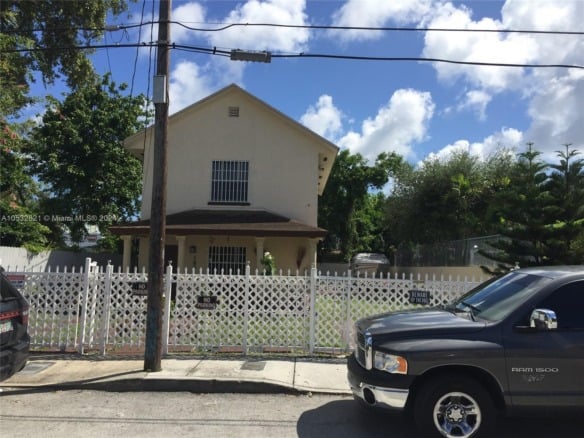 160 NW 27th St, Miami FL 33127 — #A10532821