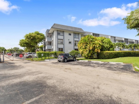 6705 NW 169th St # C310, Hialeah FL 33015 — #A11821118