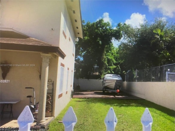 160 NW 27th St, Miami FL 33127 — #A11017195