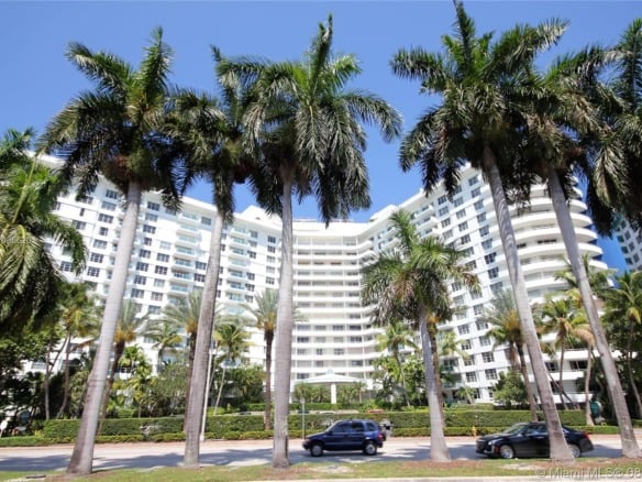 5151 COLLINS AV # 1030, Miami Beach FL 33140 — #A11086620