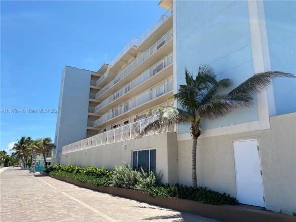 300 Oregon St # 204, Hollywood FL 33019 — #A11087994