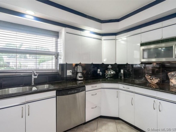 Listing #A11550380