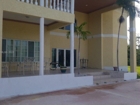 #6 Bahama, 00000 — #A11184142