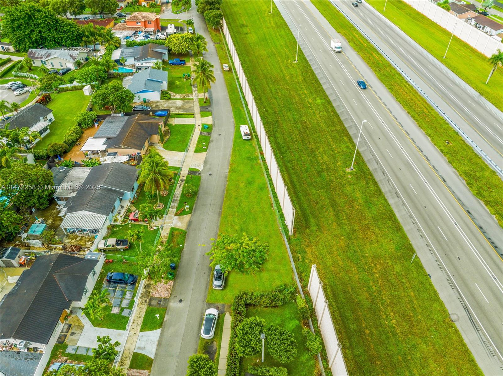 1ad5be0d-247 256 SW ST, Homestead FL 33032 — #A11472258