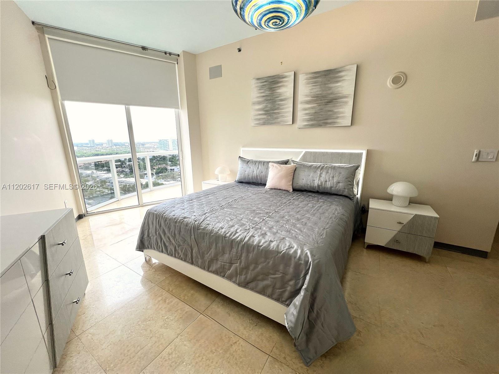 1ad5be0d-2489 16001 Collins Ave # 1705, Sunny Isles Beach FL 33160 — #A11202617