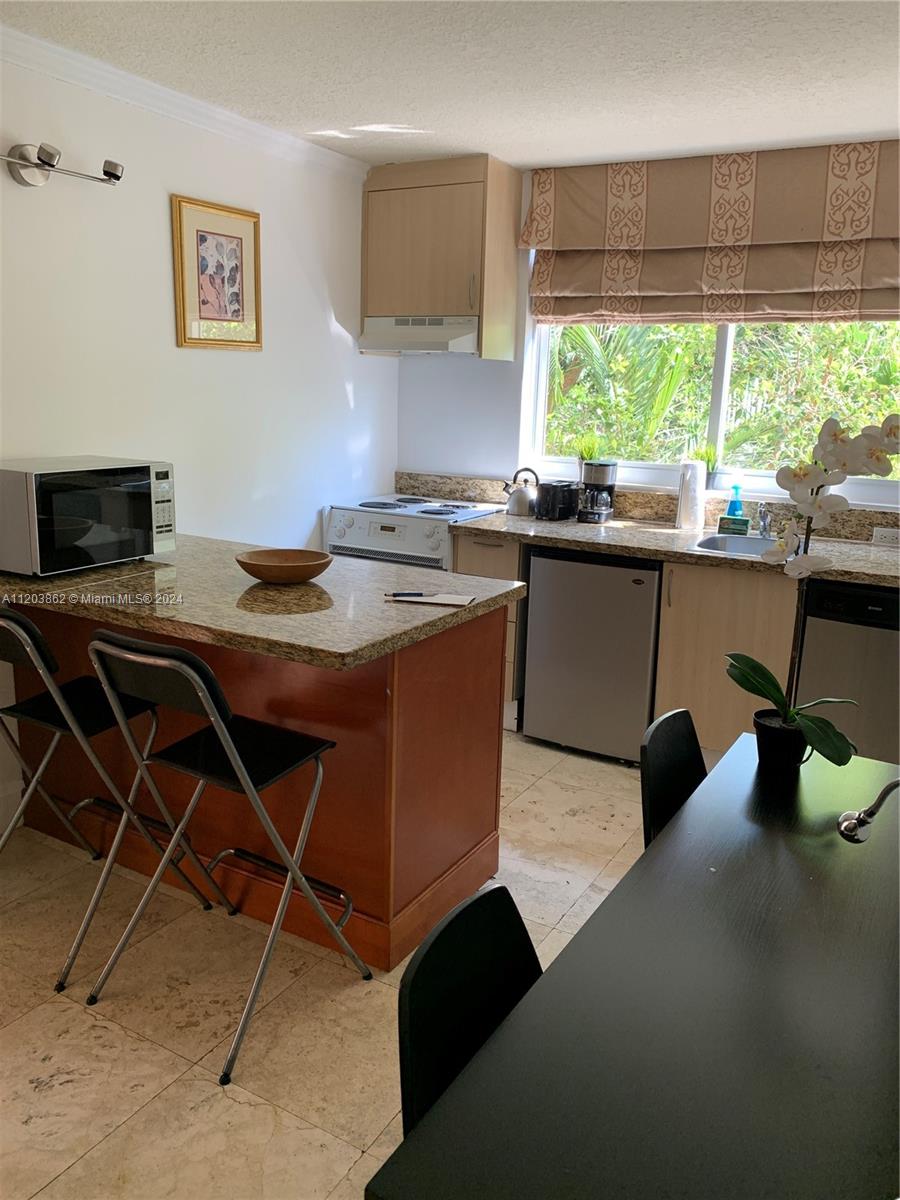 1ad5be0d-2491 2951 S Bayshore Dr # 417, Miami FL 33133 — #A11203862