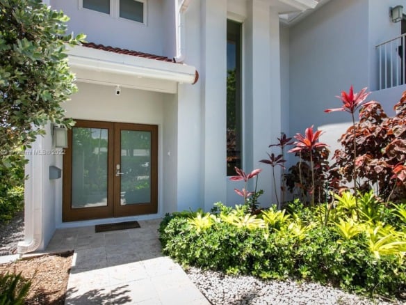 1022 Adams St, Hollywood FL 33019 — #A11317799