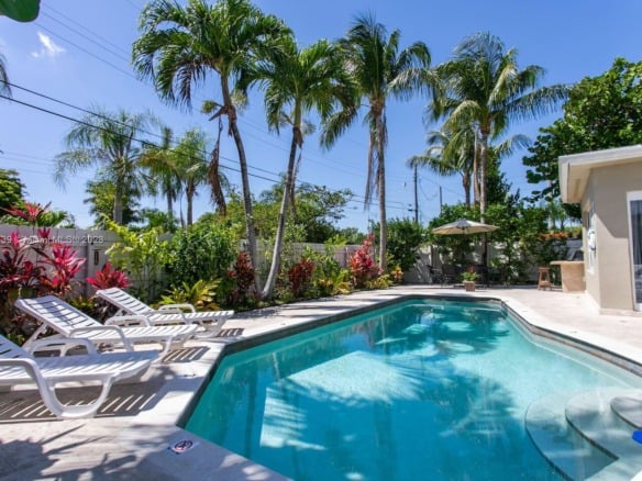 1120 N 13th Terrace, Hollywood FL 33019 — #A11321339