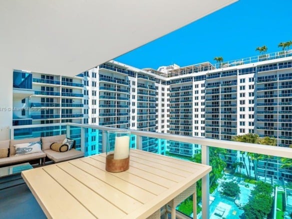 2301 Collins Ave # 1117, Miami Beach FL 33139 — #A11326575