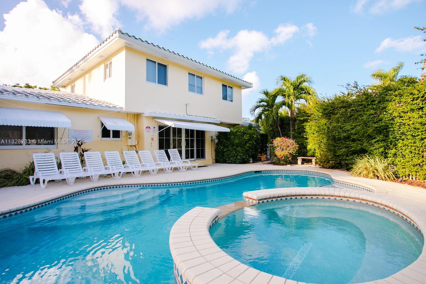 1ad5be0d-2610 809 S 17th Ave, Hollywood FL 33020 — #A11328233
