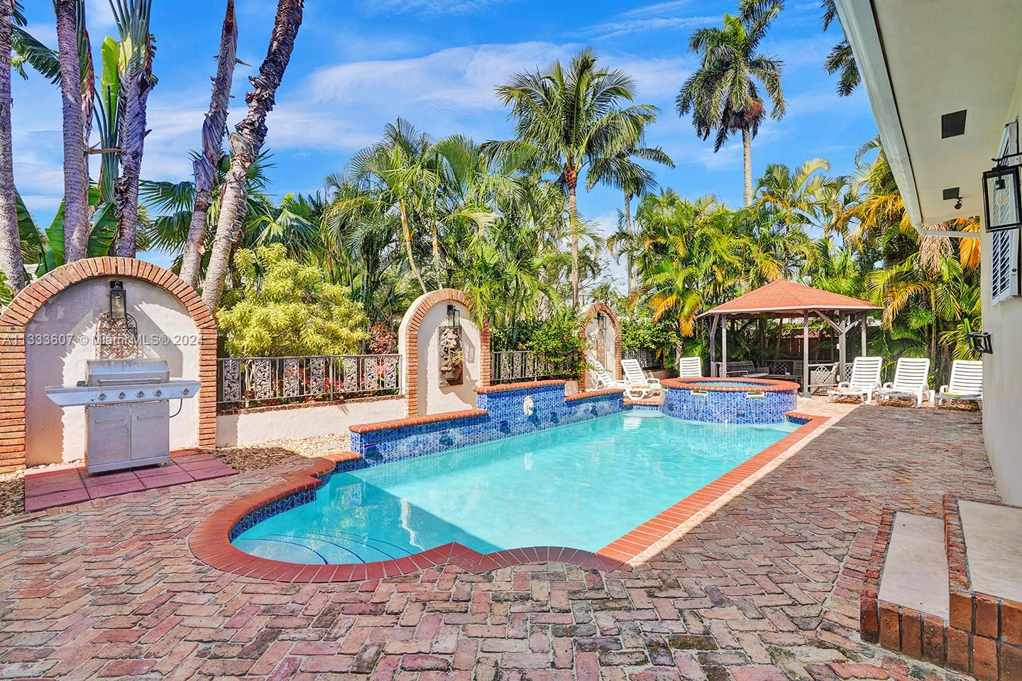 1ad5be0d-2617 1049 N Southlake Dr, Hollywood FL 33019 — #A11333607