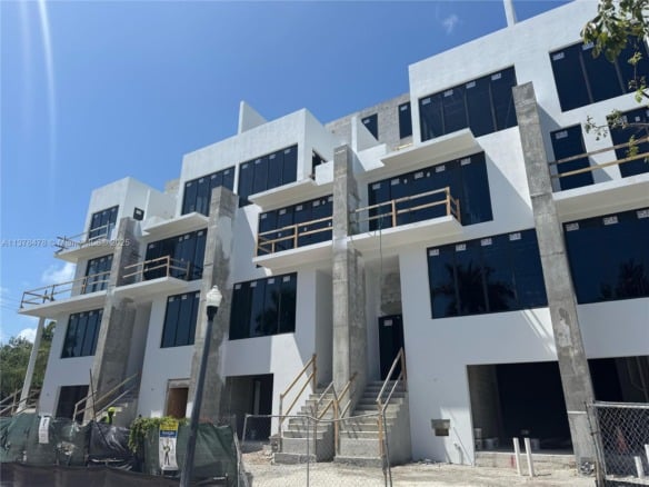 7300 Trouville Esplanade # 3, Miami Beach FL 33141 — #A11378478