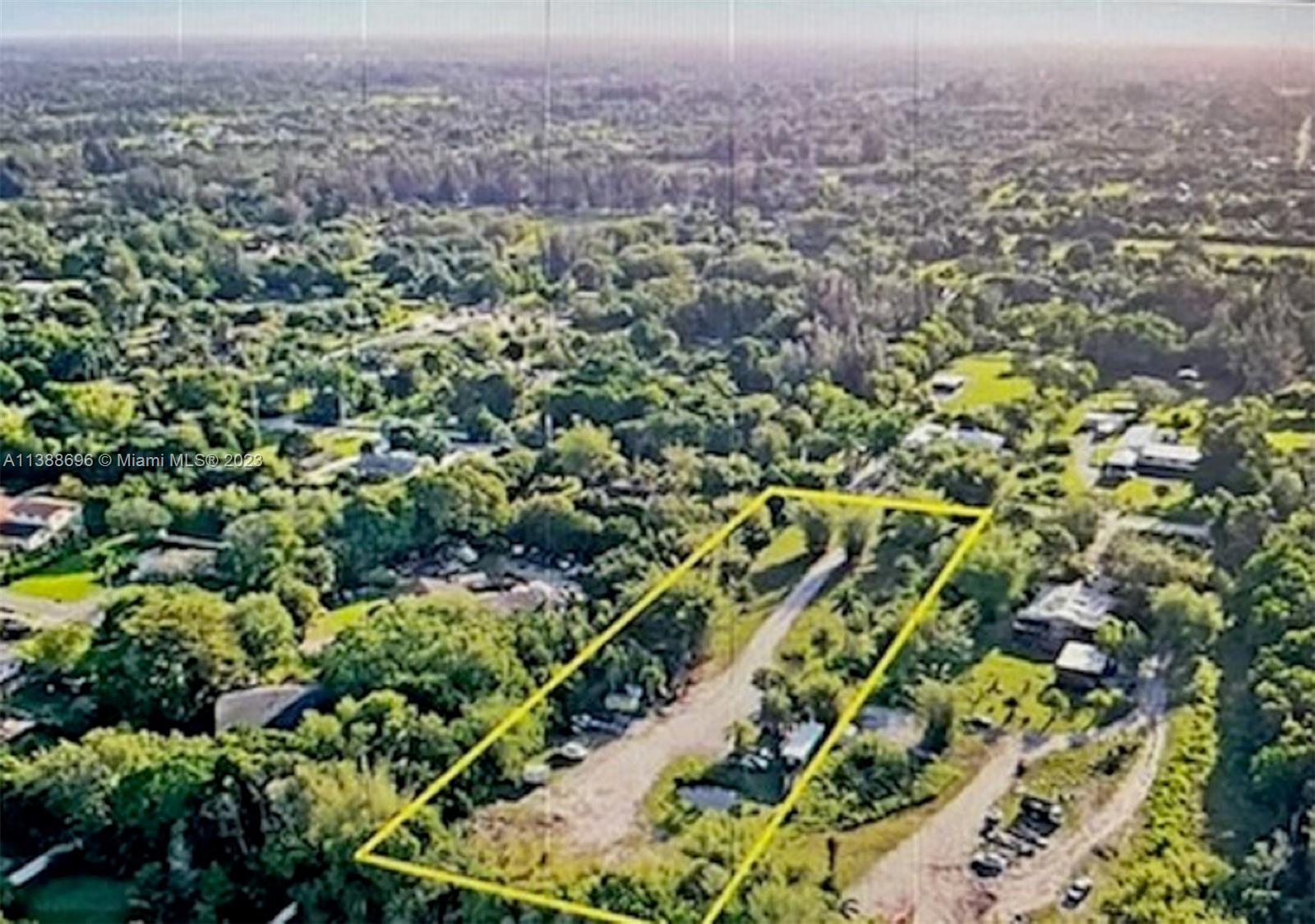 6453 SW 185th Way, Southwest Ranches FL 33332 — #A11388696