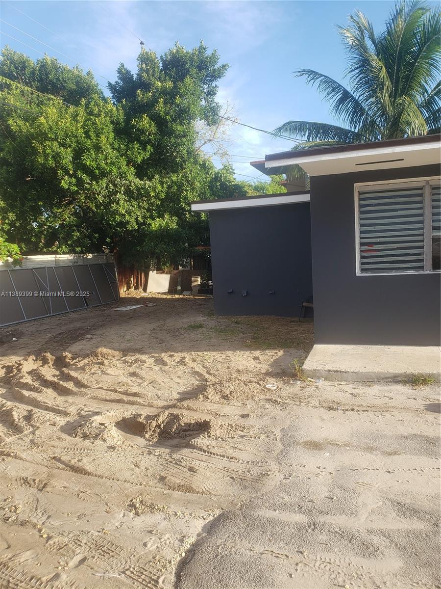 1ad5be0d-2713 2855 NW 22nd Ave, Miami FL 33142 — #A11389399