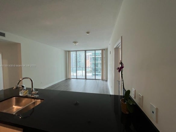 1111 SW 1st Ave, Miami FL 33130 — #A11391438