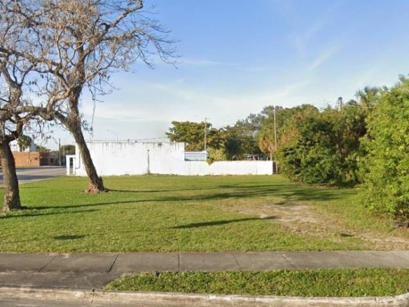 5807 NW 17th Ave, Miami FL 33142 — #A11827359