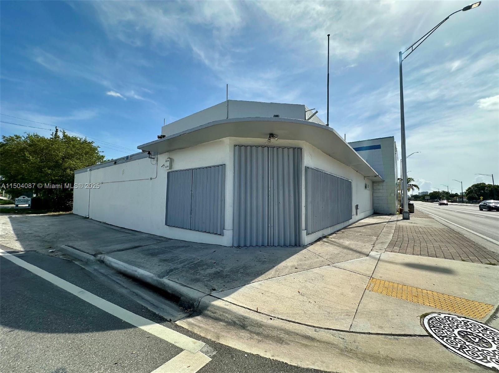 S 3045 W Broward Blvd, Fort Lauderdale FL 33312 — #A11504087