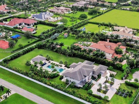16825 Stratford Ct, Southwest Ranches FL 33331 — #A11504304