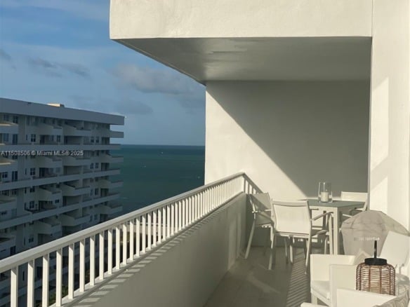 199 Ocean Lane Dr # 1112, Key Biscayne FL 33149 — #A11508506