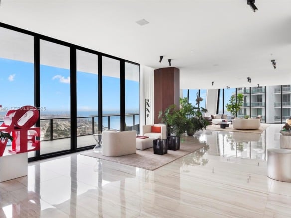 1000 Biscayne Blvd # 5501, Miami FL 33132 — #A11518048