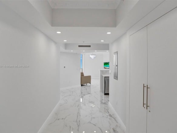 16699 Collins Ave # 2209, Sunny Isles Beach FL 33160 — #A11532621