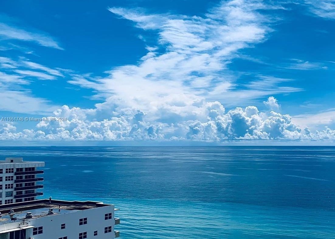 1102