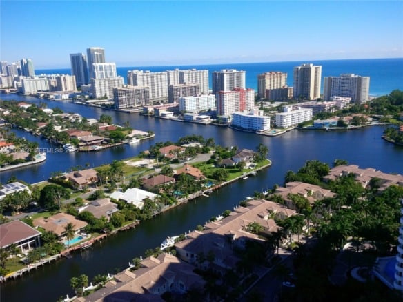 21205 Yacht Club Dr # 3209, Aventura FL 33180 — #A11563858