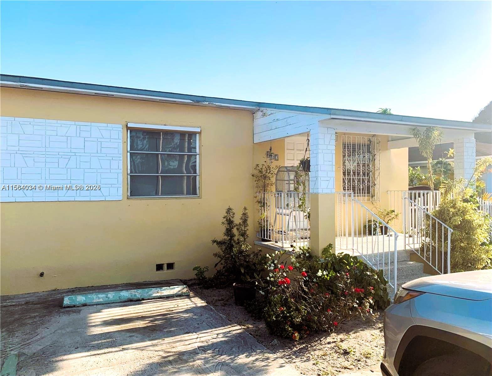 662 E 21st St, Hialeah FL 33013 — #A11564034