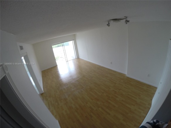 400 Kings Point Dr # 905, Sunny Isles Beach FL 33160 — #A11569690