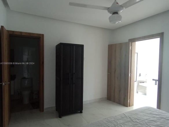 3 Sky Line, Pc — #A11585556