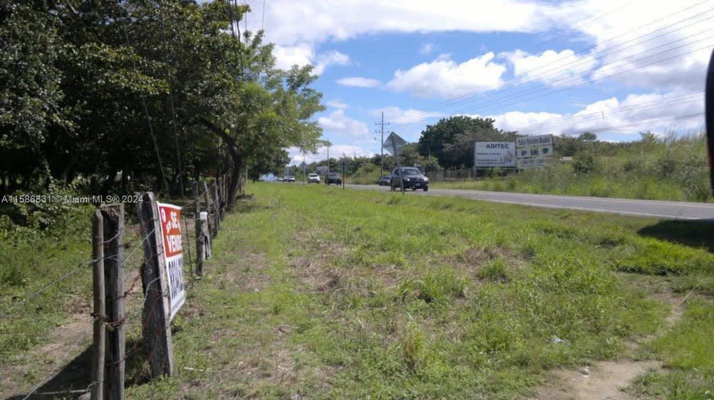 1ad5be0d-3204 No # Liberia frente a Carretera y Aeropuerto 36 HTS C R, CR — #A11586831