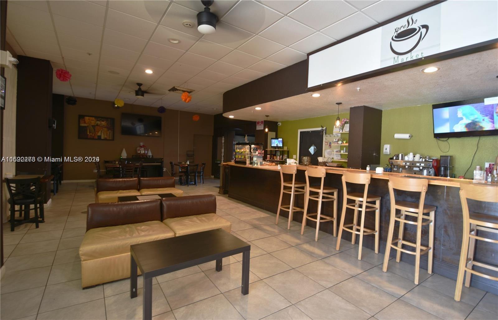 1ad5be0d-3218 400 Kings Point Dr # 102, Sunny Isles Beach FL 33160 — #A11592273