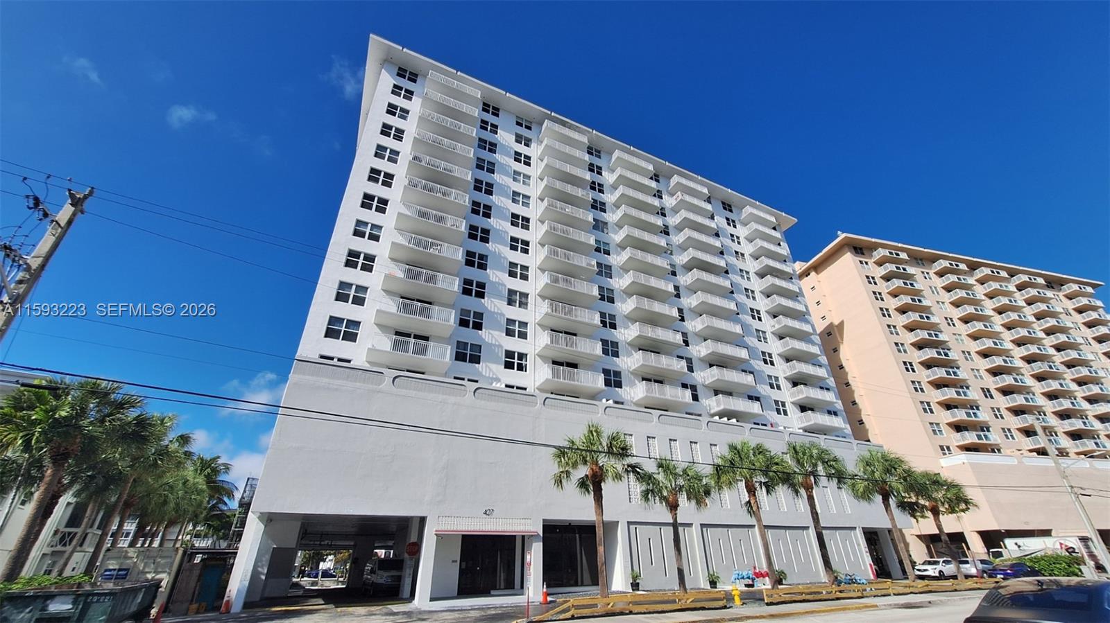 1ad5be0d-3222 427 Golden Isles Dr # 5H, Hallandale Beach FL 33009 — #A11593223