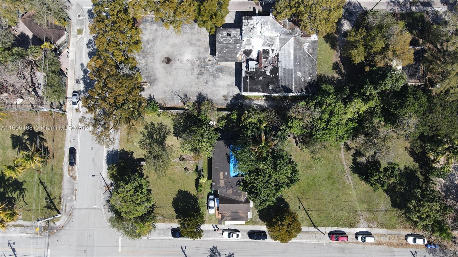default 3373 Thomas Ave, Miami FL 33133 — #A11600468