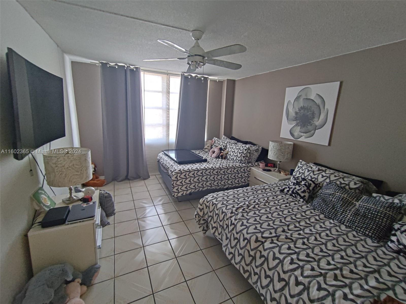 1ad5be0d-3262 2780 NE 183rd St # 1903, Aventura FL 33160 — #A11602365