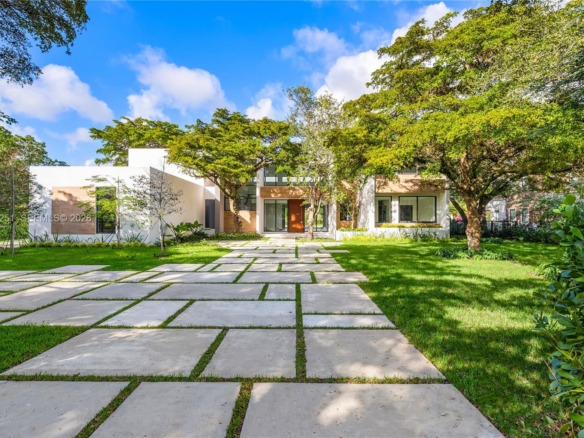 6675 SW 96th St, Pinecrest FL 33156 — #A11609251