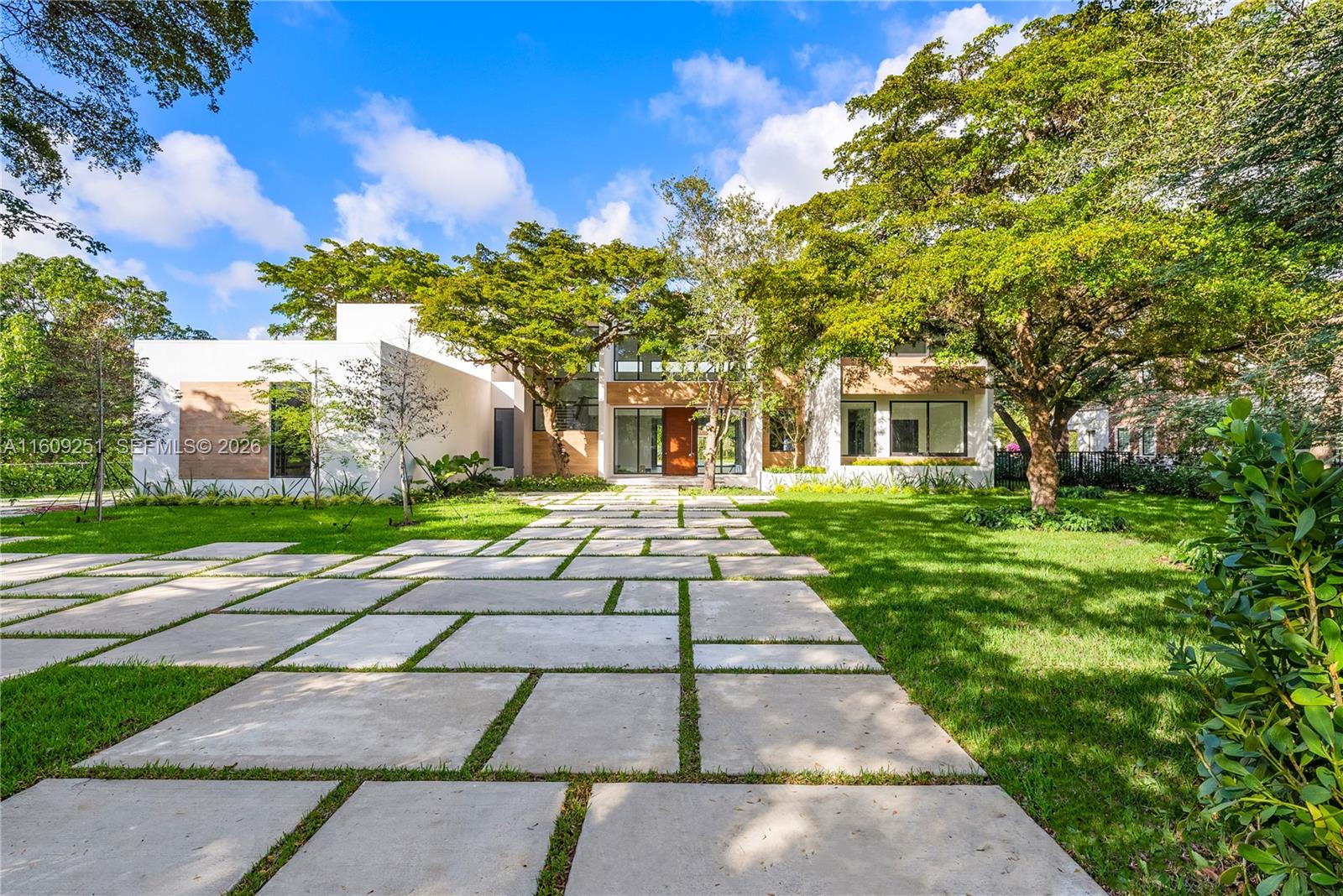 1ad5be0d-3300 6675 SW 96th St, Pinecrest FL 33156 — #A11609251