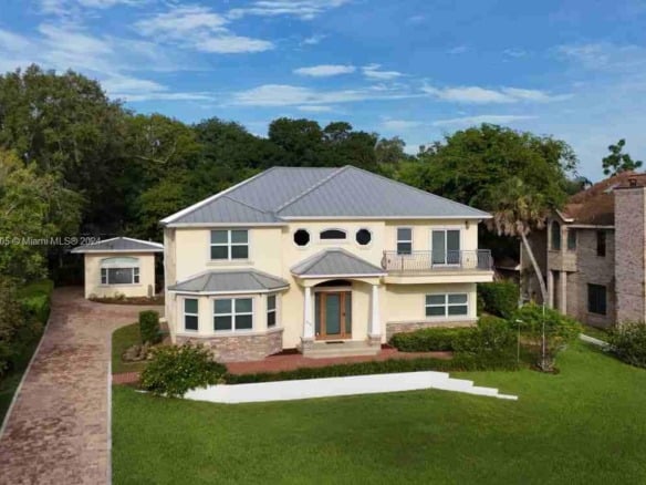 1613 N Indian River Drive, Cocoa FL 32922 — #A11609405