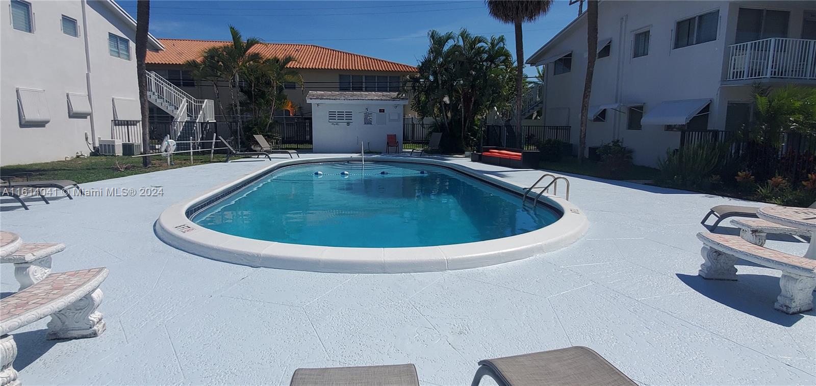 1ad5be0d-3322 2000 NE 51st Ct # 107, Fort Lauderdale FL 33308 — #A11614041